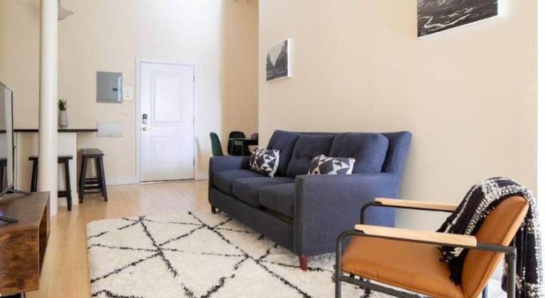 Rental apartment | Close to Faneuil Hall | Perfect for remote work | Pets allowed in Somerville, MA