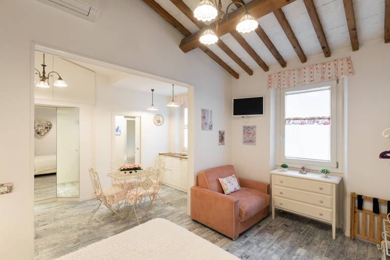 Rental apartment with fast internet | Next to Florence Cathedral | City view | Suitable for remote work — photo 3