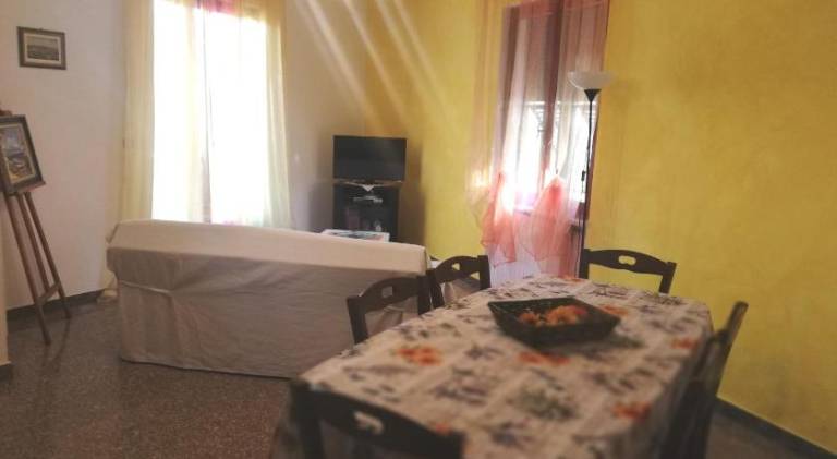 Rental apartment with 2 rooms for 5 persons — photo 3
