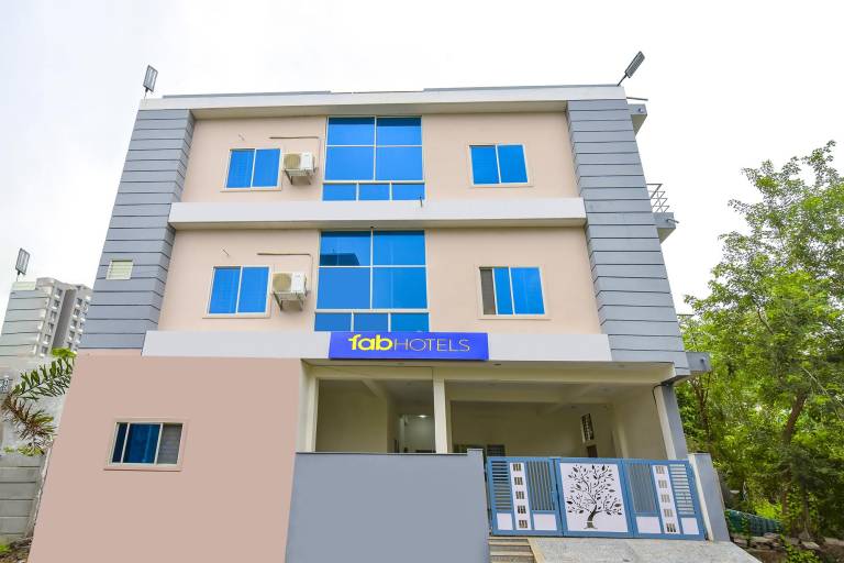 FabHotel Grand Embassy