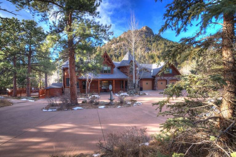 Lodge Estes Park
