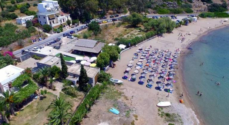 Apartment with sea view and balcony 60m from beach — photo 3
