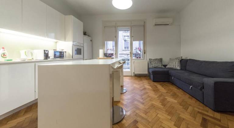 Apartment with patio | Close to Ban Jelačić Square — photo 4