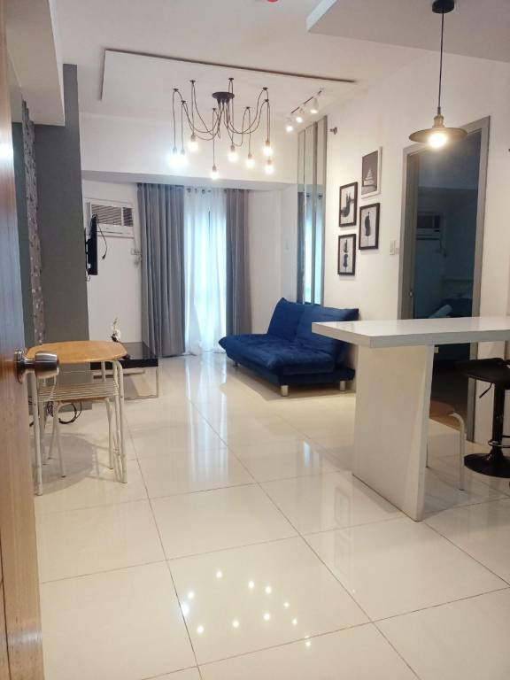 Rental apartment with pool & garden in Manila