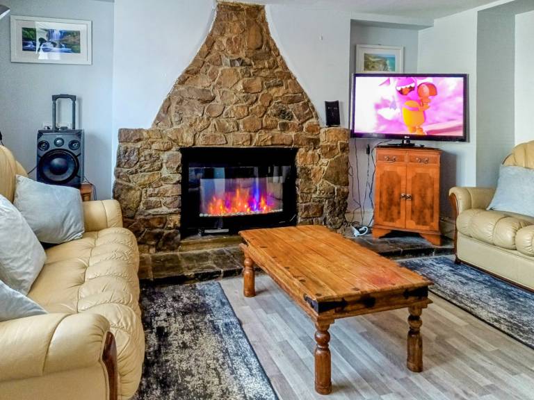 Children-friendly cottage with yard | Pets are welcome — photo 2