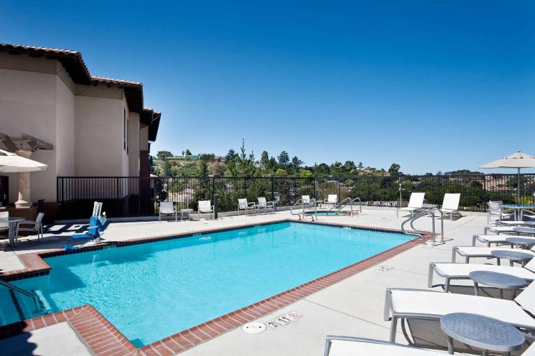 Hampton Inn & Suites Arroyo Grande/Pismo Beach Area — photo 2