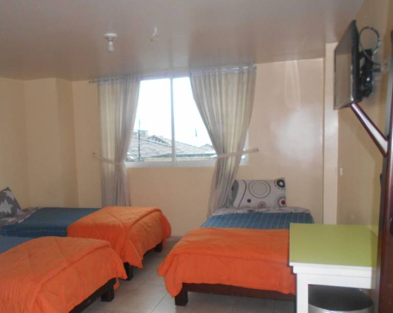 Hostel Nueva Aurora II