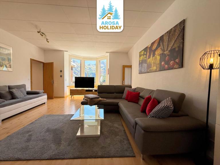Family-friendly beautiful holiday apartment with terrace & barbeque | Next to the ski | Perfect for remote work | Dogs allowed in Arosa