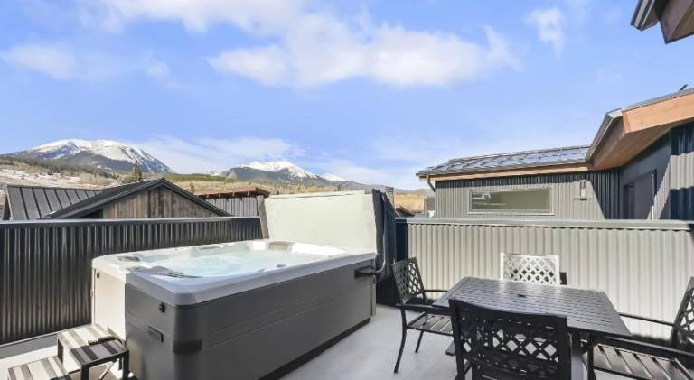 House with hot tub | Perfect for remote work — photo 5