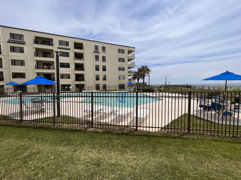 Condo Salter Path