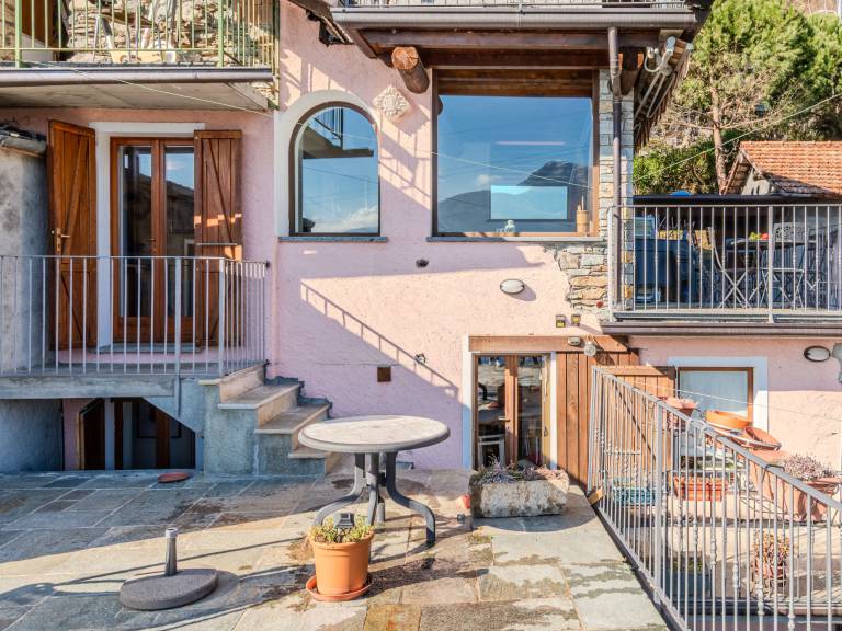 Rental apartment with garden & terrace | Mountain view — photo 5