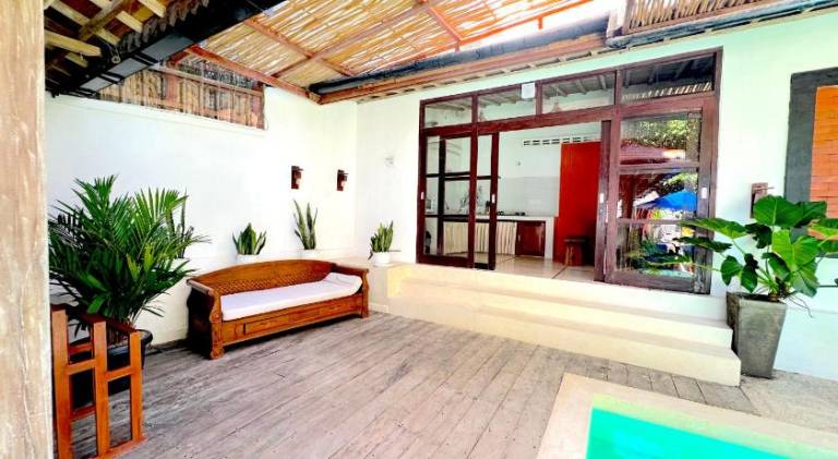 Villa with pool | Pets allowed — photo 2