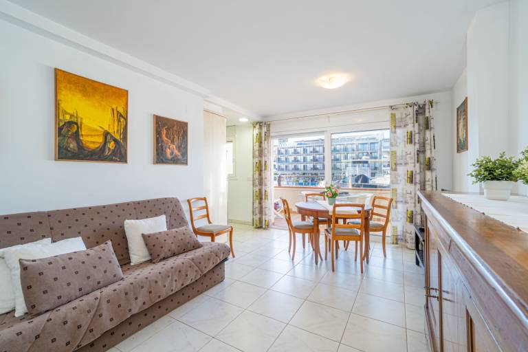 Fully equipped apartment with garden & terrace | Beach nearby | Pets are welcome — photo 3