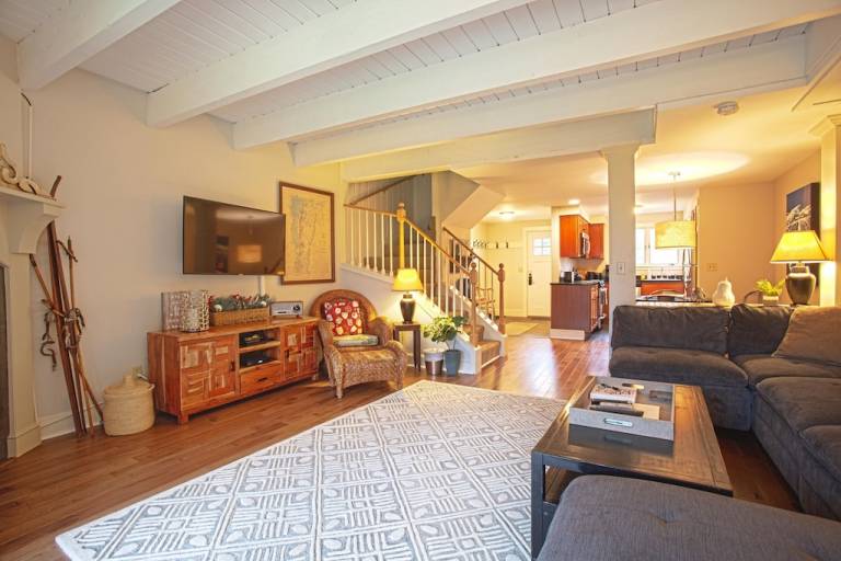 Condo Stowe