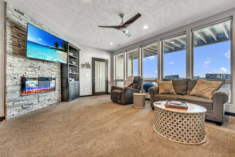 Condo Arnolds Park