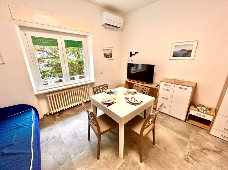 Children-friendly apartment with yard | Pets are welcome in Camerano