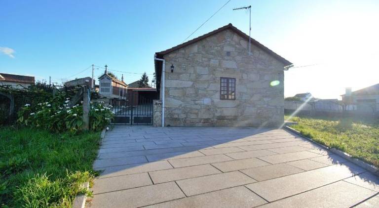House with 3 rooms for 5 persons in San Roque