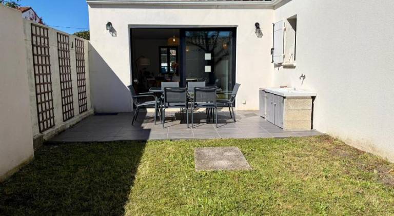 Fully equipped charming vacation home with garden & patio | Suitable for remote work | Dogs allowed — photo 3