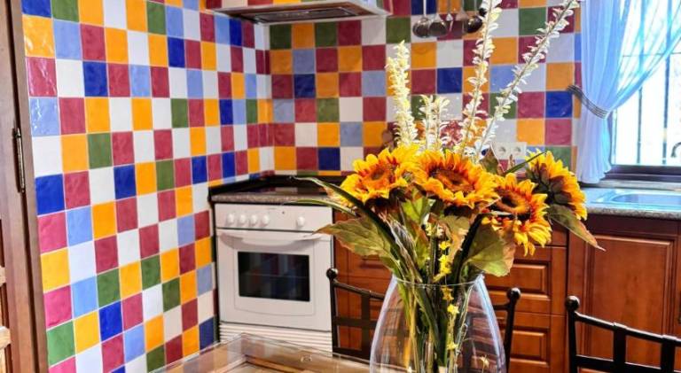 Vacation home with garden, grill & private pool | Pets are welcome — photo 3