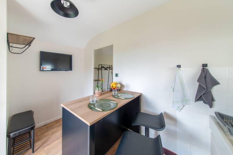 Family-friendly rental apartment with grill & garden | Dogs allowed — photo 2