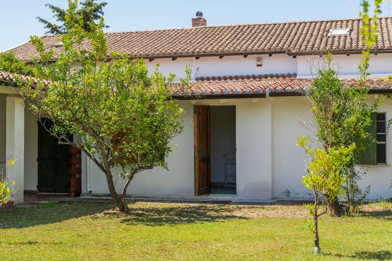 Holiday Home 'Giardino Del Melograno' with Private Terrace, Wi-Fi and Air Conditioning — photo 4