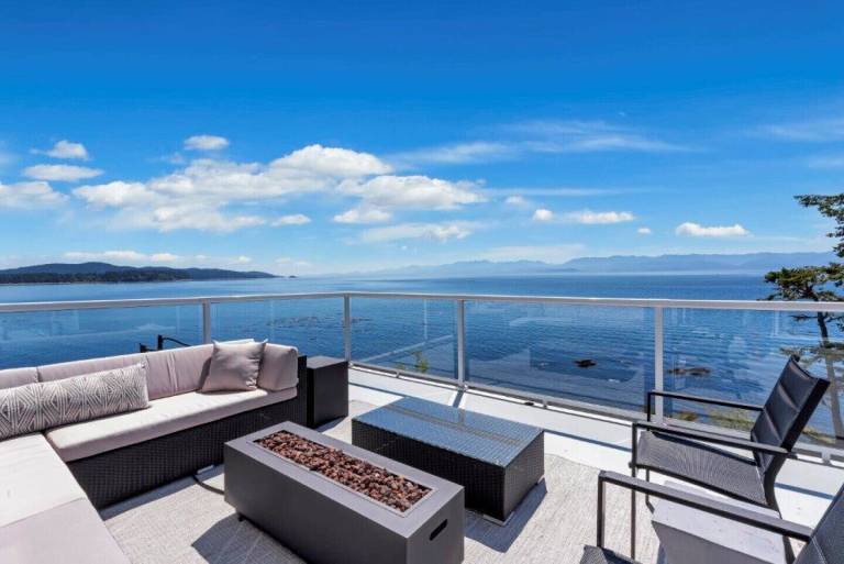 House Sooke