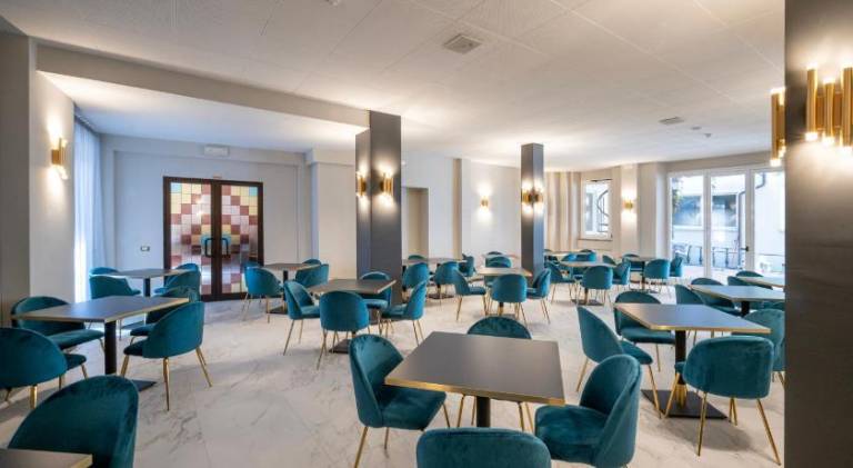 Cavour 30TRE - Hotel Moderno — photo 2