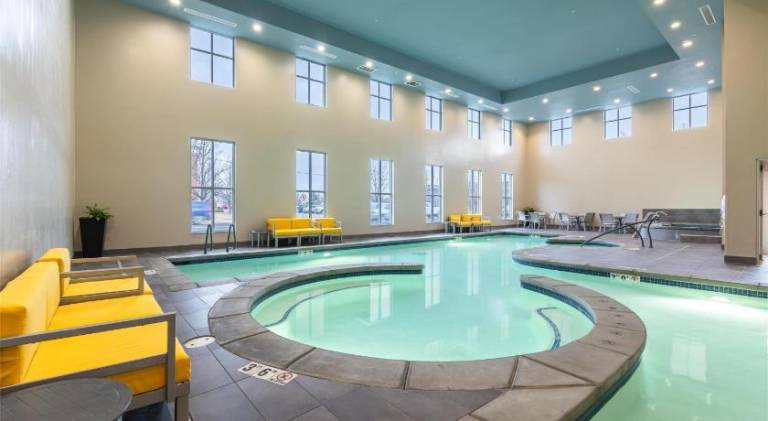 Hampton Inn and Suites by Hilton Logan — photo 3