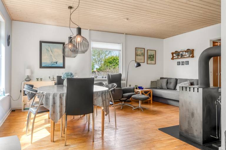 Vacation home with terrace — photo 5