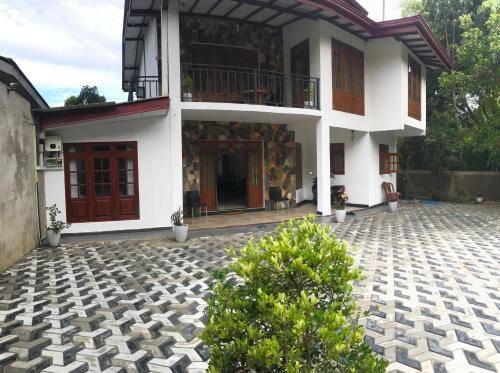 244 m² Villa