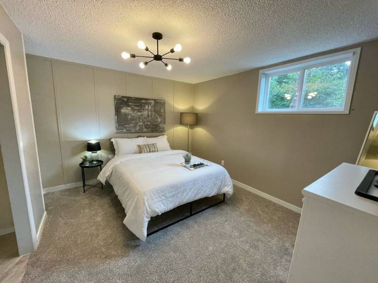 Holiday apartment with yard in Tigard, OR
