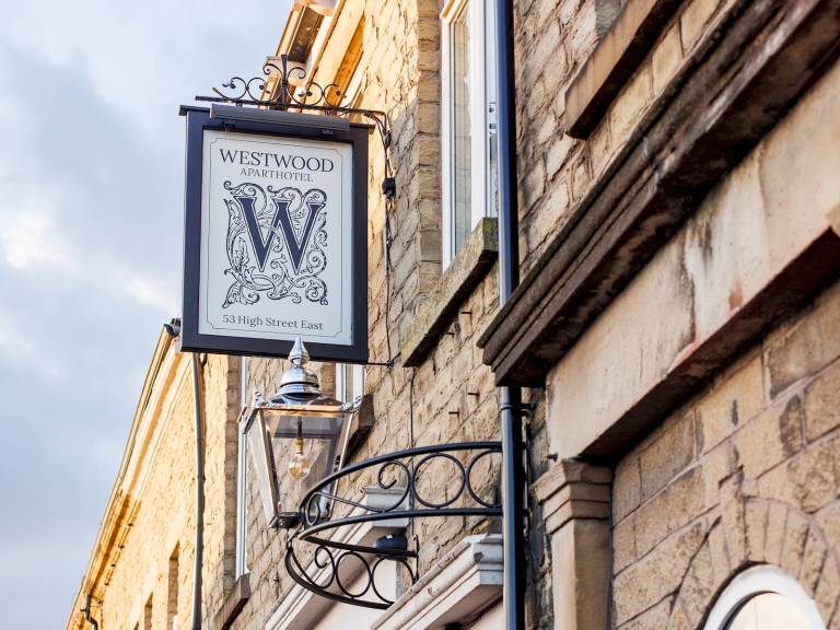 Apartment  Glossop