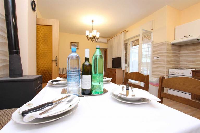 Rental apartment with barbeque & terrace — photo 5