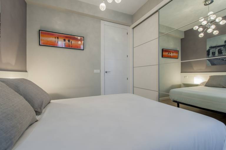 Apartment with patio in Madrid