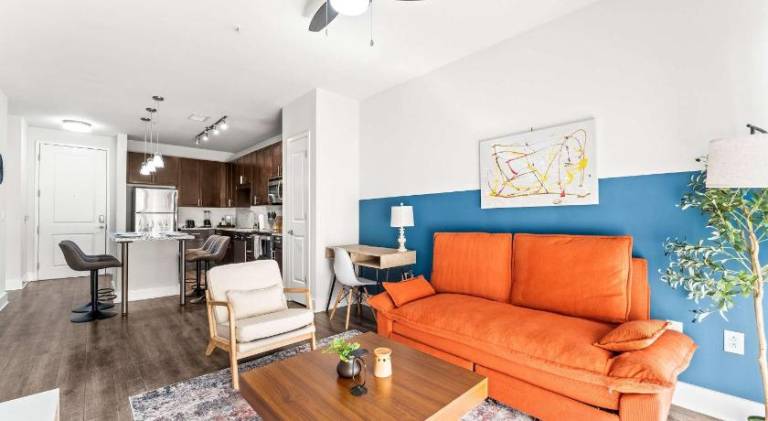 Holiday apartment with pool | Perfect for remote work in Orlando, FL