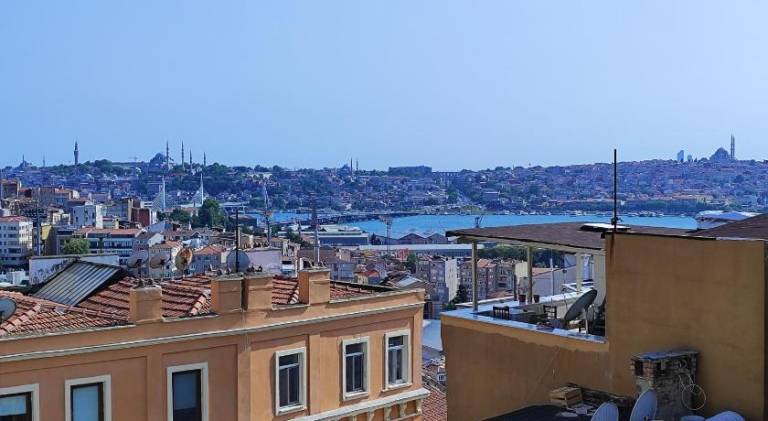 Fully equipped pleasant rental apartment with patio | Good for workation | Pets are welcome in Marmara