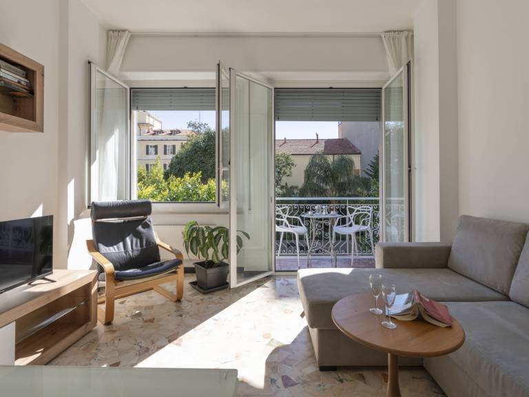 Holiday apartment with 1 room for 4 persons in Alassio