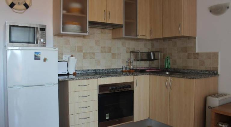 Pleasant holiday apartment with terrace | Close to the beach | Pets are welcome — photo 3