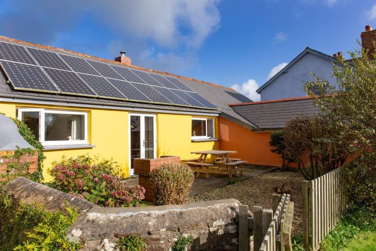 Cottage  Hartland