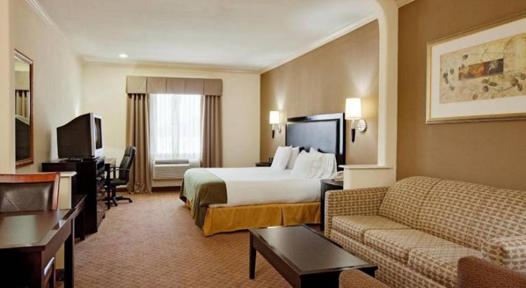 ASPEN GRAND HOTEL LaPorte — photo 2