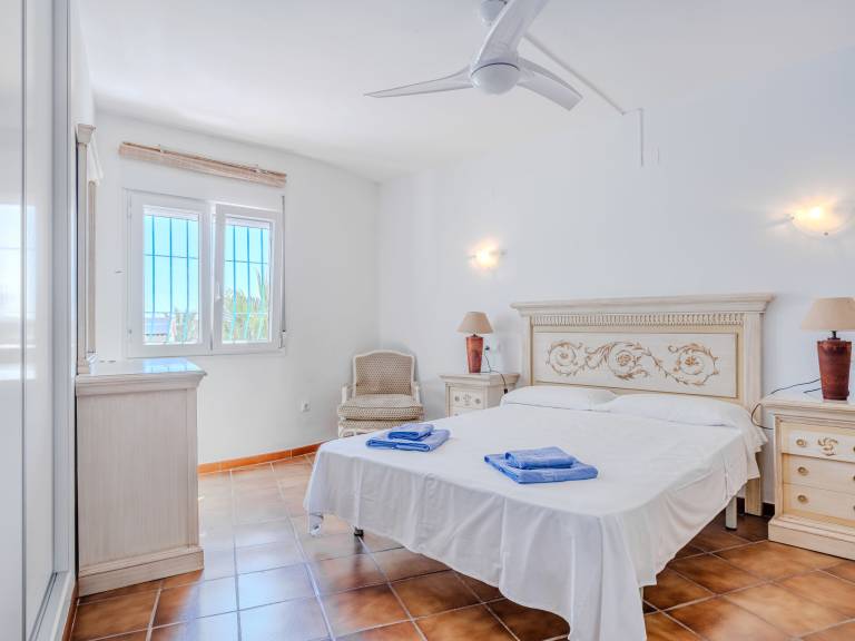 Fully equipped house with yard, terrace & private pool | Beach nearby | Good for workation | Pets allowed — photo 4