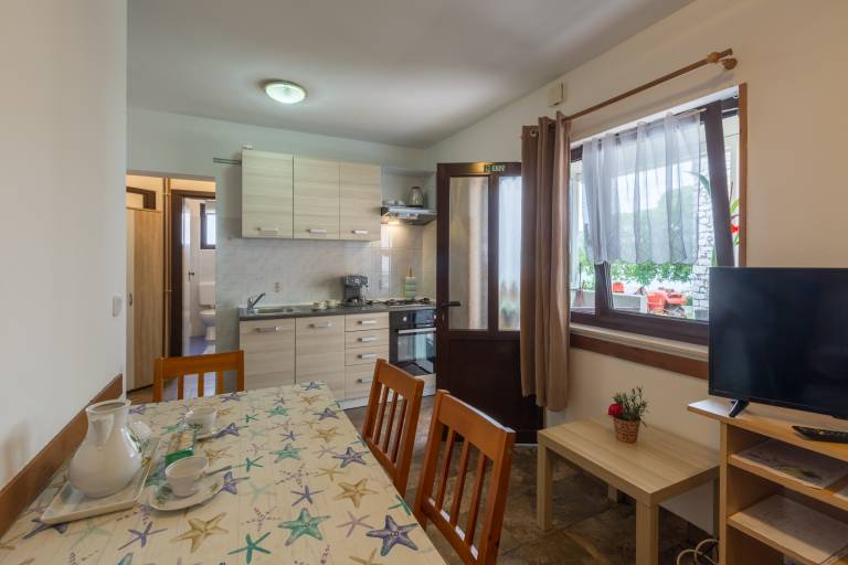 One bedroom apartment near beach Sveti Ivan, Umag (A-7002-a) — photo 4