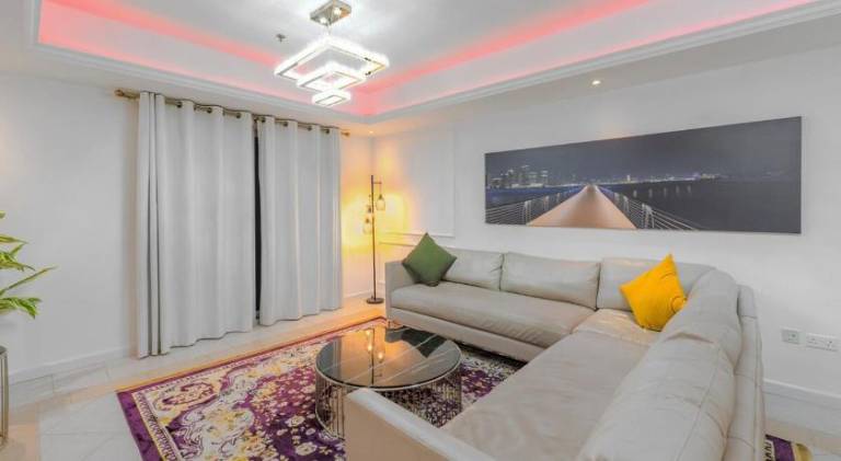 Fully equipped spacious holiday apartment with terrace, private pool & hot tub | Next to the beach | Pet-friendly — photo 2