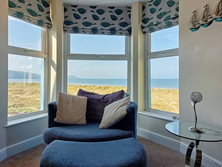 Apartment  Fairbourne