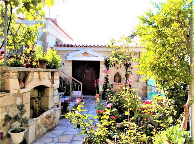 Villa  Lysos