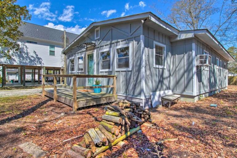 Cottage Oak Island