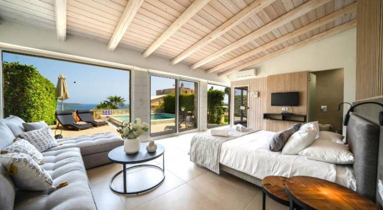 Ample villa with jacuzzi, garden & barbeque | Pets are welcome — photo 2