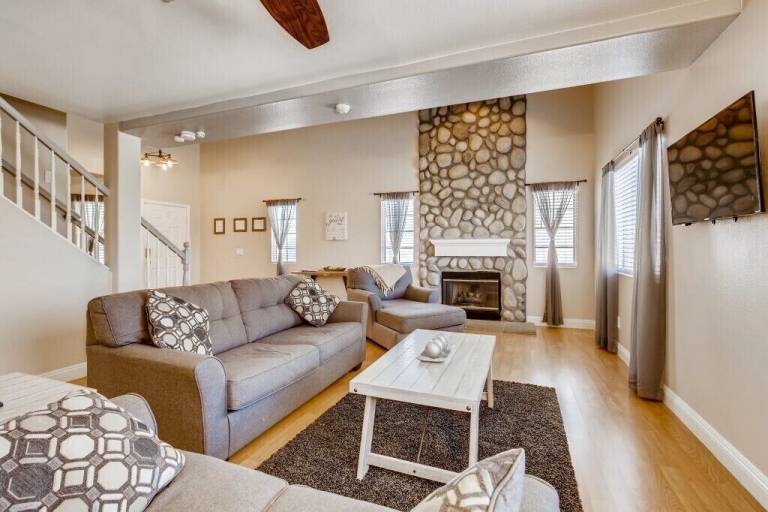 House Henderson