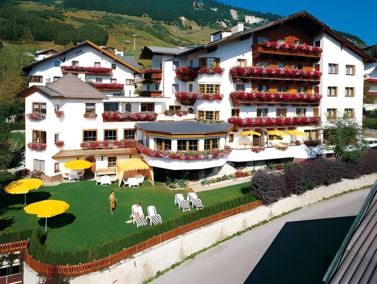 Hotel Tirol Fiss 4Sterne Superior in Serfaus