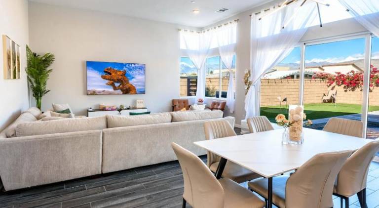 Marbella Lane - Desert Dream Pool Spa & Games — photo 2